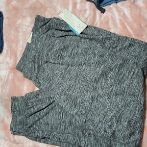 Livi activ wicking pant size 14/16